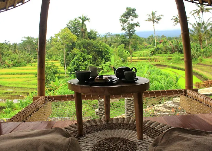 ホテル Wiwaka Harmony In Nature Selat